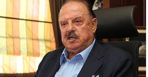 Gençlerbirliği takımı Yılmaz Vural'a görüşüyor