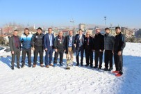 GÜREŞ TAKIMI - Erzurum Güreş Takımı İkincilik Kupasının Sahibi Oldu