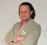 KULAK AMELİYATI - Kepçe Kulaklara Estetik Ameliyatla Çözüm