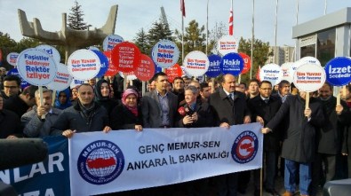 ODTÜ Önünde 'İbadet' Eylemi