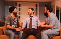 ŞEHİR TİYATROSU - Şehir Tiyatroları'ndan Kahkaha Dolu Bir Komedi
