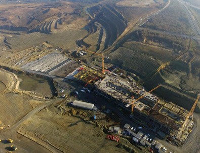 Üçüncü havalimanının yüzde 15'İ tamamlandı