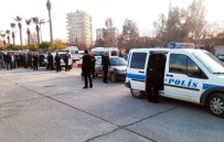 İNCELER - Kozan'da Minübüsçüler Belediye Otobüsünün Önünü Kesti