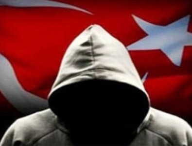 Türk hackerlar 19 bin Rus sitesini hackledi