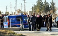 MAHMUT KıLıÇ - Akçakale'de Zincirleme Trafik Kazası Açıklaması 2 Ölü, 7 Yaralı