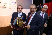 İNŞAAT RUHSATI - Afşin Belediye Başkanı Güven'e Yılın Belediye Başkanı Ödülü