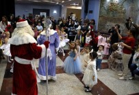 Antalya'da Yaşayan Ruslar Yeni Yılı Coşkuyla Kutladı
