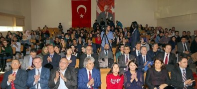 ARÜ'de 'Asya'nın Bilgesi Aytmatov' Uluslararası Paneli Yapıldı