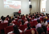 Beyoğlu'nda Kırmızı Sedir Söyleşileri Devam Ediyor