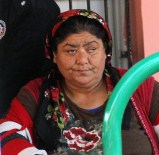 KADIN SIĞINMA - Eşi Tarafından Darp Edilen Kadın Polise Sığındı