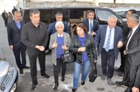 ALAATTİN YÜKSEL - Kılıçdaroğlu'nun Eşinden Şehidin Baba Ocağına Ziyaret