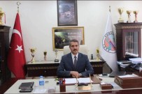 ASKERİ KIYAFET - Yılın Belediye Başkanı Yılmaz Bekler