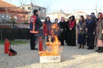 YANGIN TATBİKATI - Akyazı Belediyesi Teknik Binada Yangın Tatbikatı Yapıldı