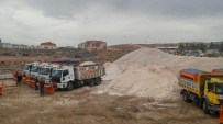 KAR KÜREME ARACI - Gaziantep'te Karla Mücadele Ekibi Hazır