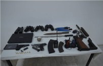 DÖNER BIÇAĞI - Söke'de, Silah Ve Çok Sayıda Mühimmat Ele Geçirildi