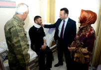 AYŞEGÜL JALE SARAÇ - Vali Aksoy, Yaralı Asker Ve Polisleri Ziyaret Etti