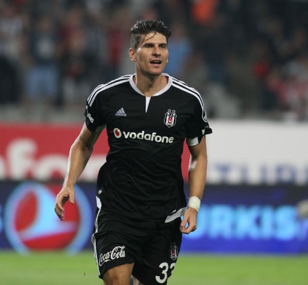 Mario Gomez son noktayı koydu