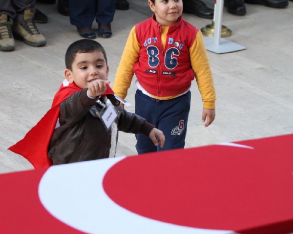 Şehit Kenan Yıldız için tören