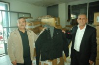 BAYIRBUCAK TÜRKMENLERİ - Bayır Bucak Türkmenlerine Giyecek Ve Battaniye Yardımı