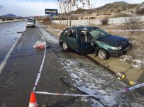 GİZLİ BUZLANMA - Çankırı'da Trafik Kazası Açıklaması 1 Ölü, 5 Yaralı