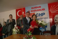 BAYRAK YARIŞI - CHP'li Kadın Başkan Görevi Devraldı