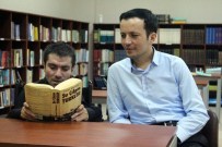 ENGELLİ GENÇ - Dostlukları 'Engel' Tanımıyor