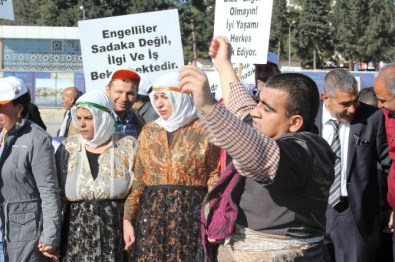 Engelsiz Yaşam İçin Yürüdüler