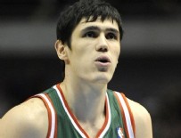 ERSAN İLYASOVA - Ersan'dan 23 Sayı