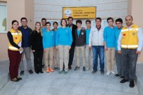 YENİ KIYAFET - Liseli Öğrencilerden 'Atma Paylaş Kampanyası'na Destek