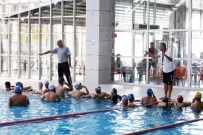TURGUT ÖZAKMAN - Özel Sporcular Antrenörlüğe İlk Adımı Attı