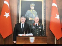 SÜLEYMAN KAHRAMAN - Vali Kahraman 1. Ordu Komutanı Orgeneral Ümit Dündar'ı Ziyaret Etti