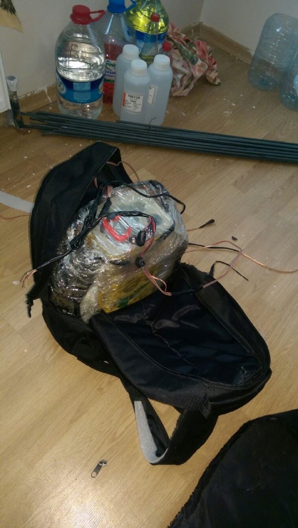 Ankara'da iki canlı bomba yakalandı