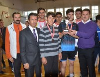 KİREMİTHANE - Adana'da Okullarası Gençler Badminton Müsabakaları