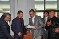 İLKAY - CHP İl Başkanı Esen Mazbatasını Aldı