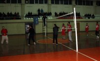 Diyadin'deki Voleybol Turnuvası Sona Erdi