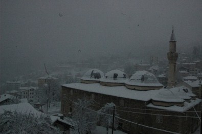 Kastamonu'da Lapa Lapa Kar Yağdı
