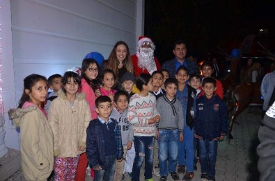 Kemer'de Yeni Yıl Ve Halkla Buluşma Gecesi