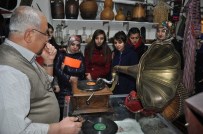 HÜSEYİN ÇELİK - Sungurlu MYO Öğrencileri Müze Evi Gezdi