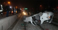 Tramvay Hattına Uçan Otomobilde Sıkıştı