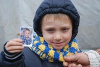 FARUK ERDEM - Kayıp Çocuklardan Bayram'ın İkiz Kardeşinin Endişeli Bekleyişi