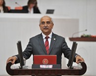 NURETTİN DEMİR - CHP'li Vekilden İthal Doktora 'Yaş' Önergesi
