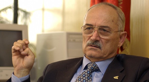 Ekrem Pakdemirli Vefat Etti