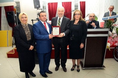 Başkan, Beyazay Derneği İle Yemekte Buluştu