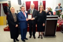 BEYAZ AY DERNEĞI - Başkan, Beyazay Derneği İle Yemekte Buluştu