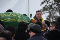 ALAADDIN YıLMAZ - Bolu'nun Uzun Muhtarı Toprağa Verildi