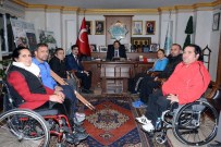 ENGELLİ SPORCULAR - Engelli Dernekleri Başkan Yazgı'yı Ziyaret Etti
