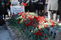 TAHİR ELÇİ - Tahir Elçi, Vurulduğu Saatte Mezarı Başında Anıldı