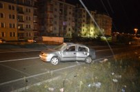 Tosya D-100 Karayolunda Otomobil Takla Attı Açıklaması 1 Yaralı