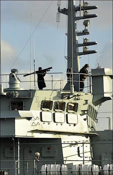 Rus askerlerden boğazda provokasyon