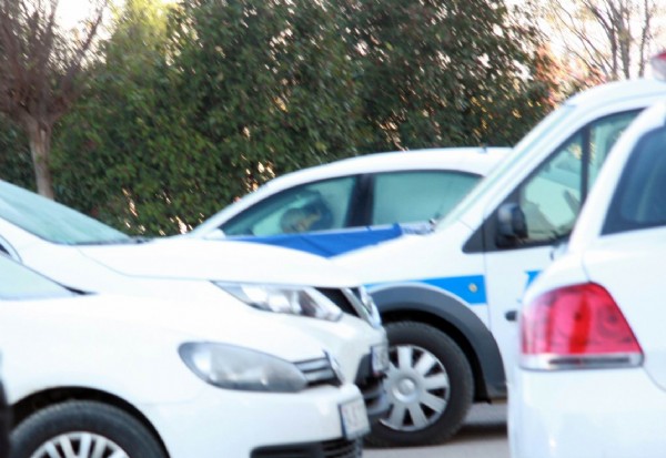 Polis memuru başından vurulmuş halde bulundu